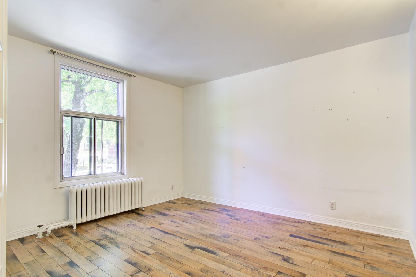 Salon - 11-3151 Boul. Édouard-Montpetit, Montréal (Côte-Des-Neiges/Notre-Dame-De-Grâce), QC - Indoor Photo Showing Other Room