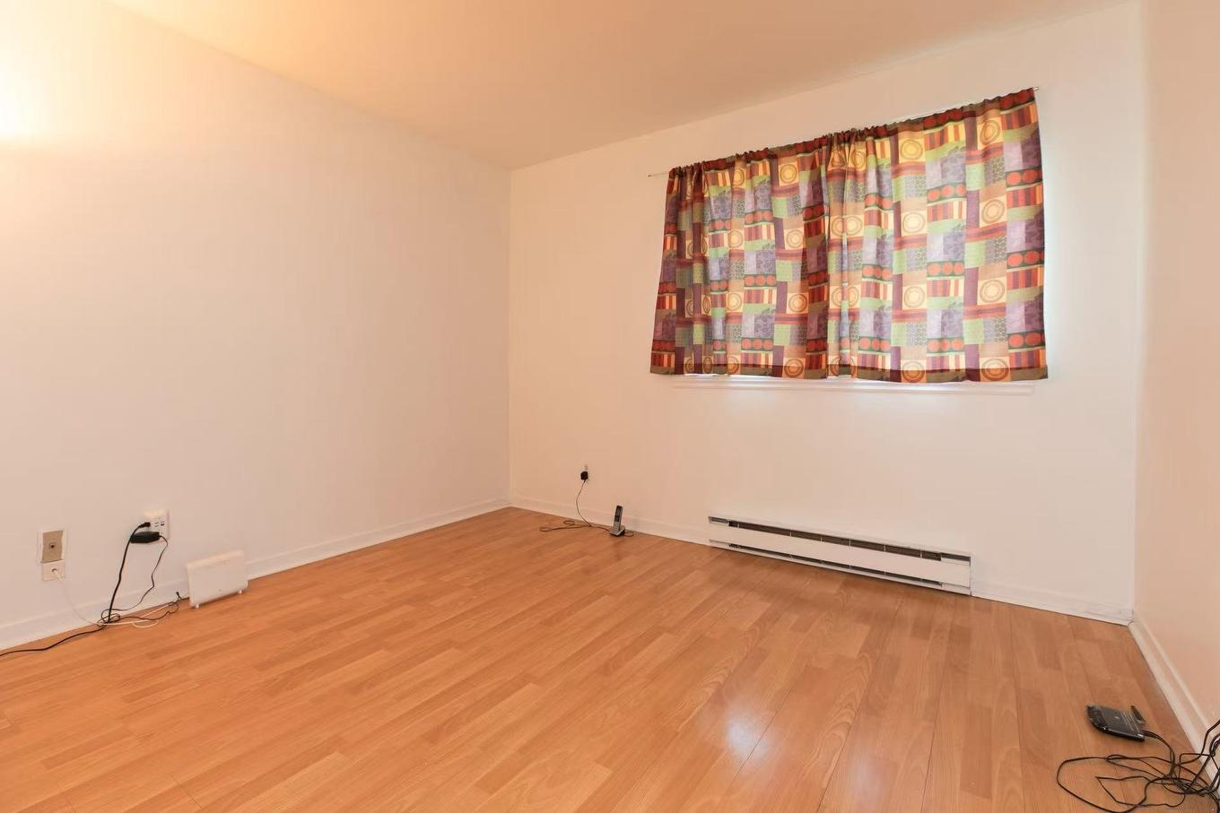 Bedroom - 4-117 Rue Lalande, Longueuil (Le Vieux-Longueuil), QC - Indoor Photo Showing Other Room