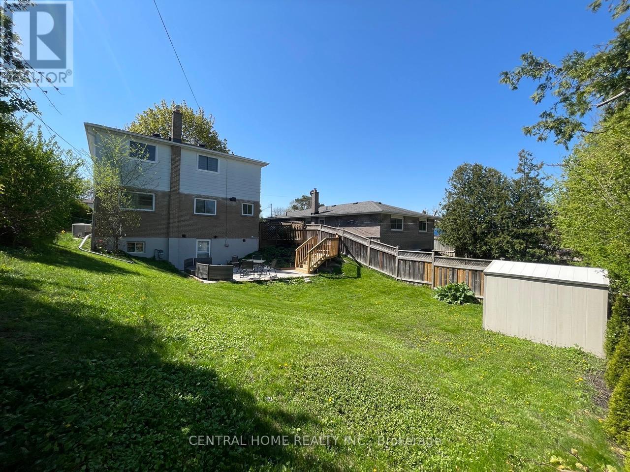 755 Botany Hill Crescent, Newmarket, ON - Outdoor With Backyard With Exterior