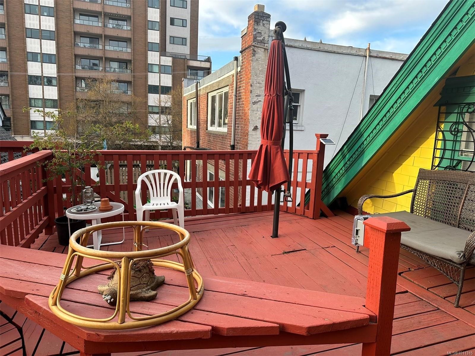 1608 Quadra St, Victoria, BC