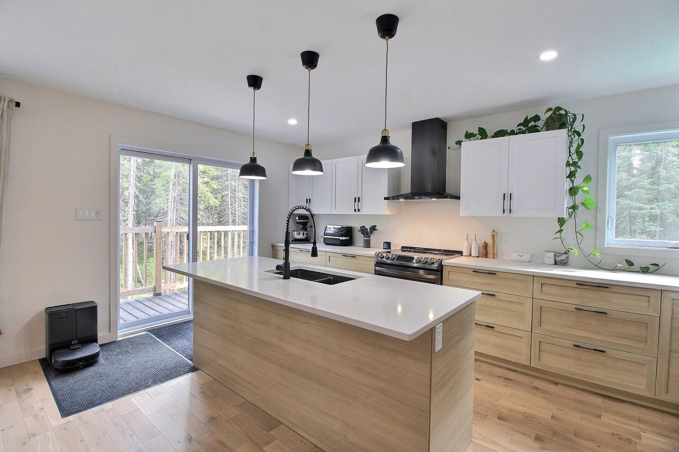 Kitchen - 518 Route Des Campagnards, Val-D'Or, QC - Indoor Photo Showing Kitchen With Double Sink