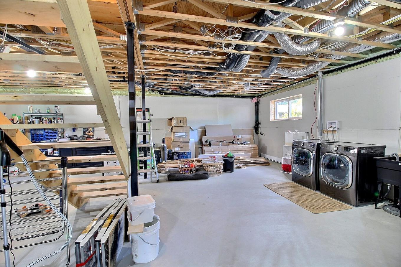 Basement - 518 Route Des Campagnards, Val-D'Or, QC - Indoor Photo Showing Laundry Room