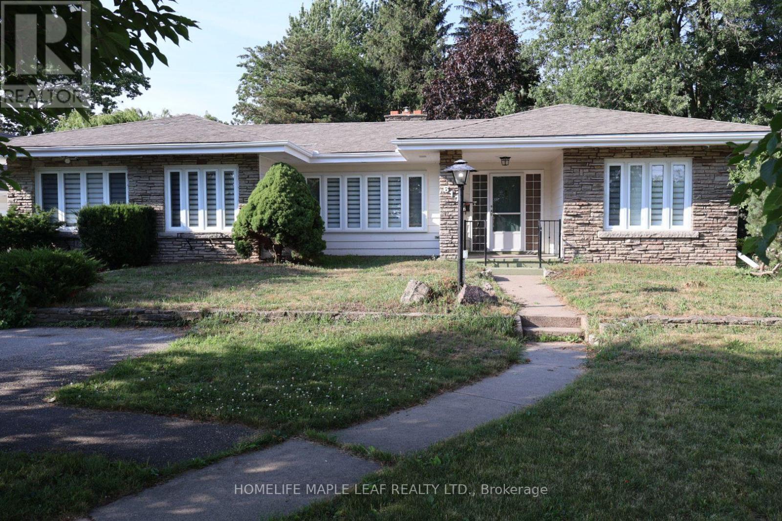 617 Lock Street W, Haldimand, ON - Outdoor With Facade