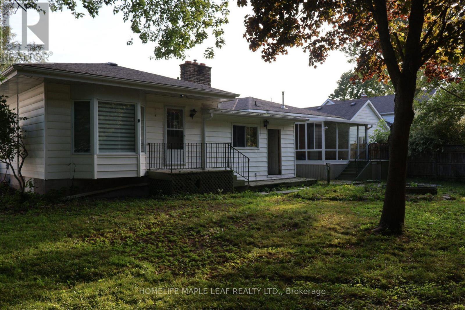 617 Lock Street W, Haldimand, ON - Outdoor