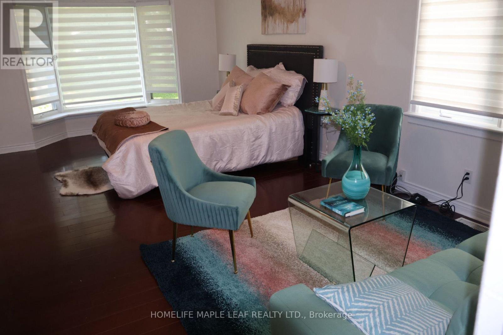 617 Lock Street W, Haldimand, ON - Indoor Photo Showing Bedroom