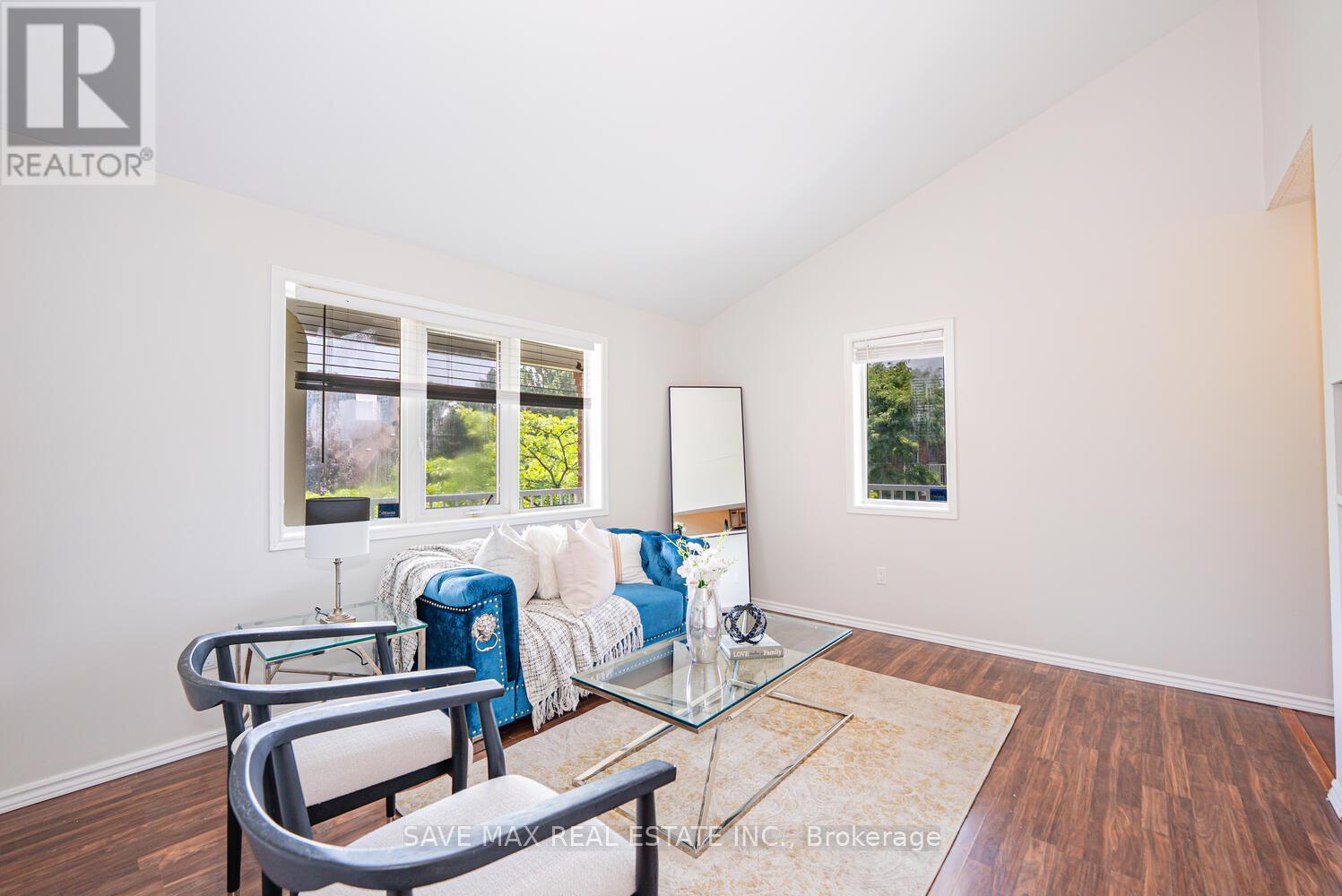 212 - 103 Bristol Road E, Mississauga, ON - Indoor