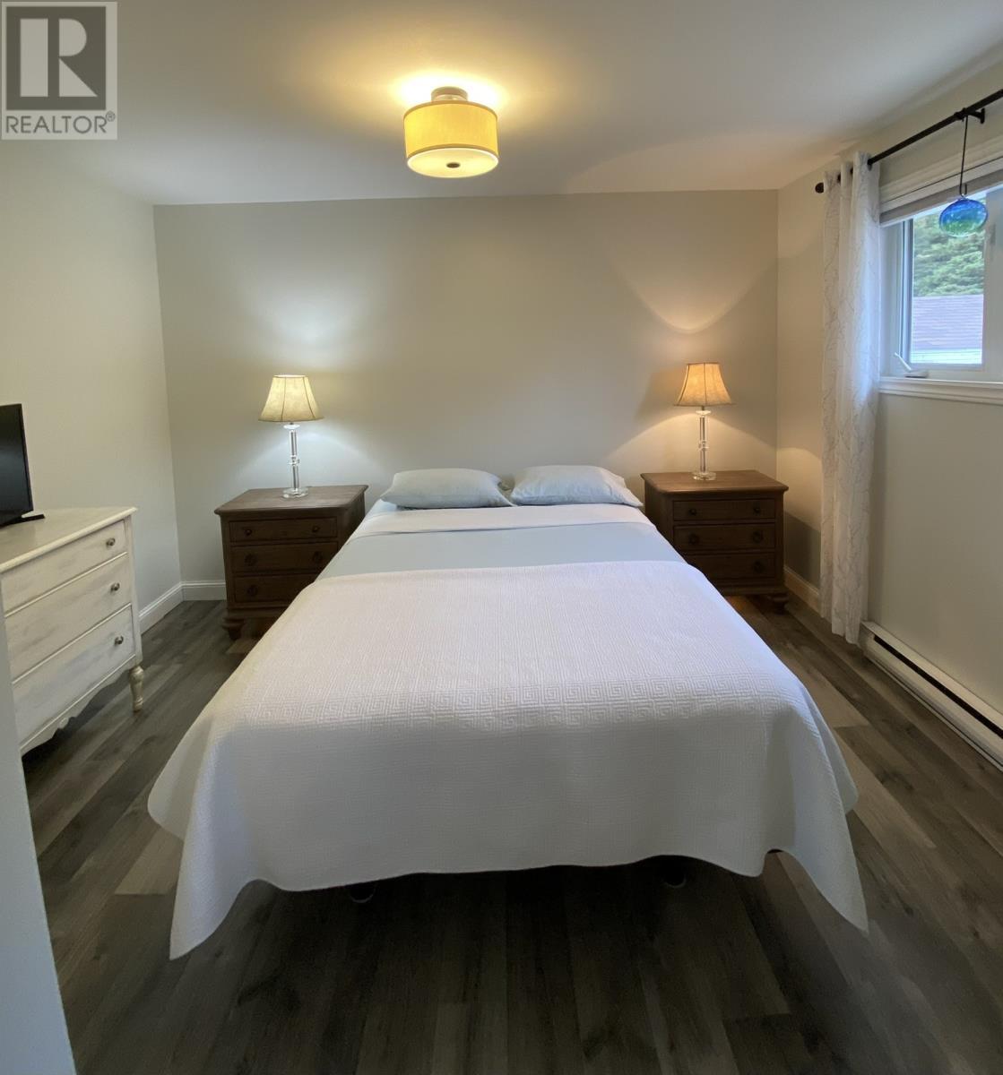 140-142 Main Highway, Whiteway, NL - Indoor Photo Showing Bedroom