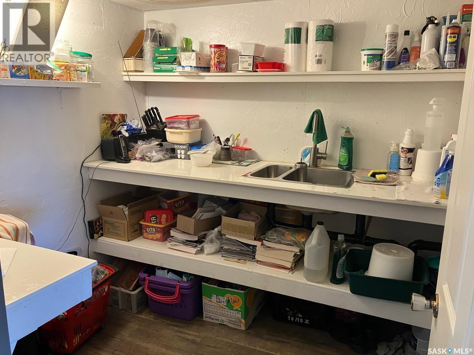 205 1St Avenue W, Nipawin, SK