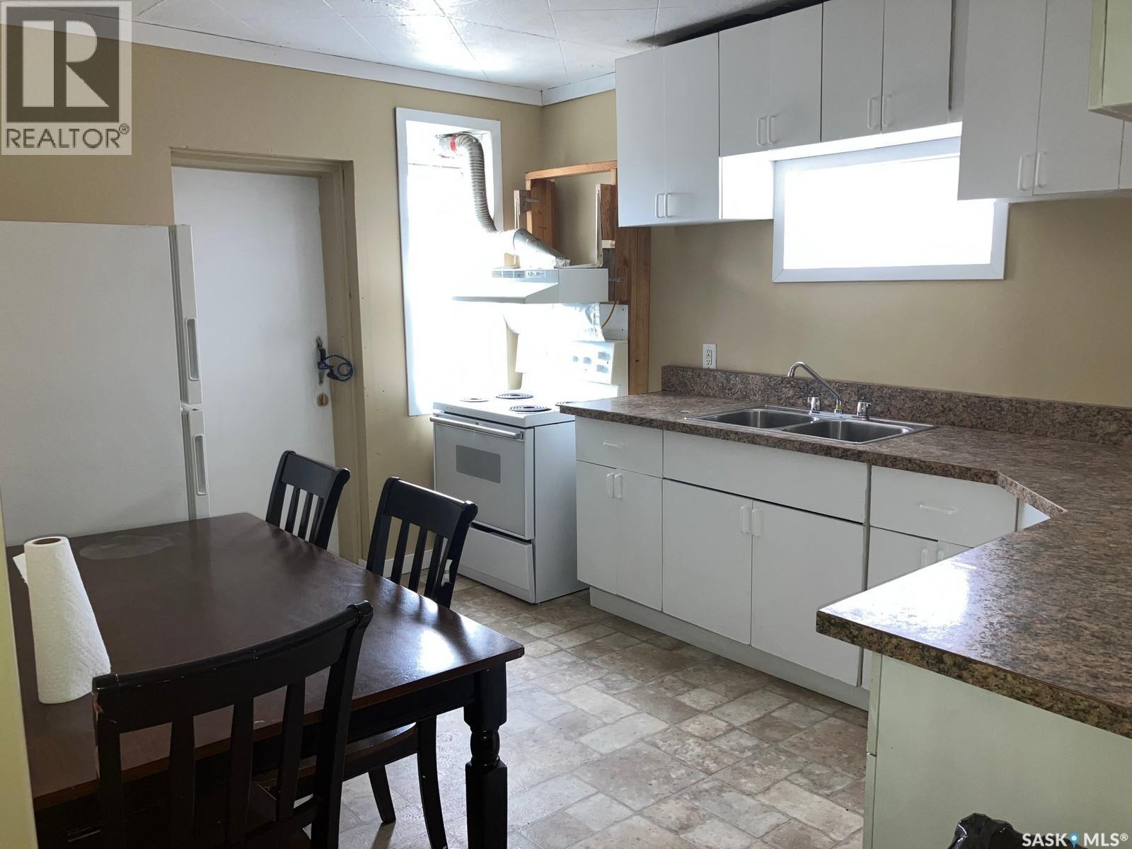 205 1St Avenue W, Nipawin, SK