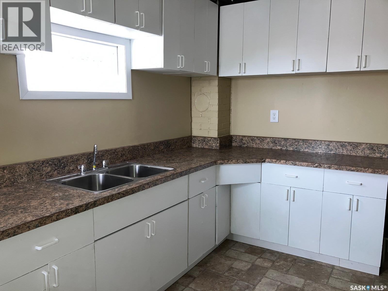 205 1St Avenue W, Nipawin, SK