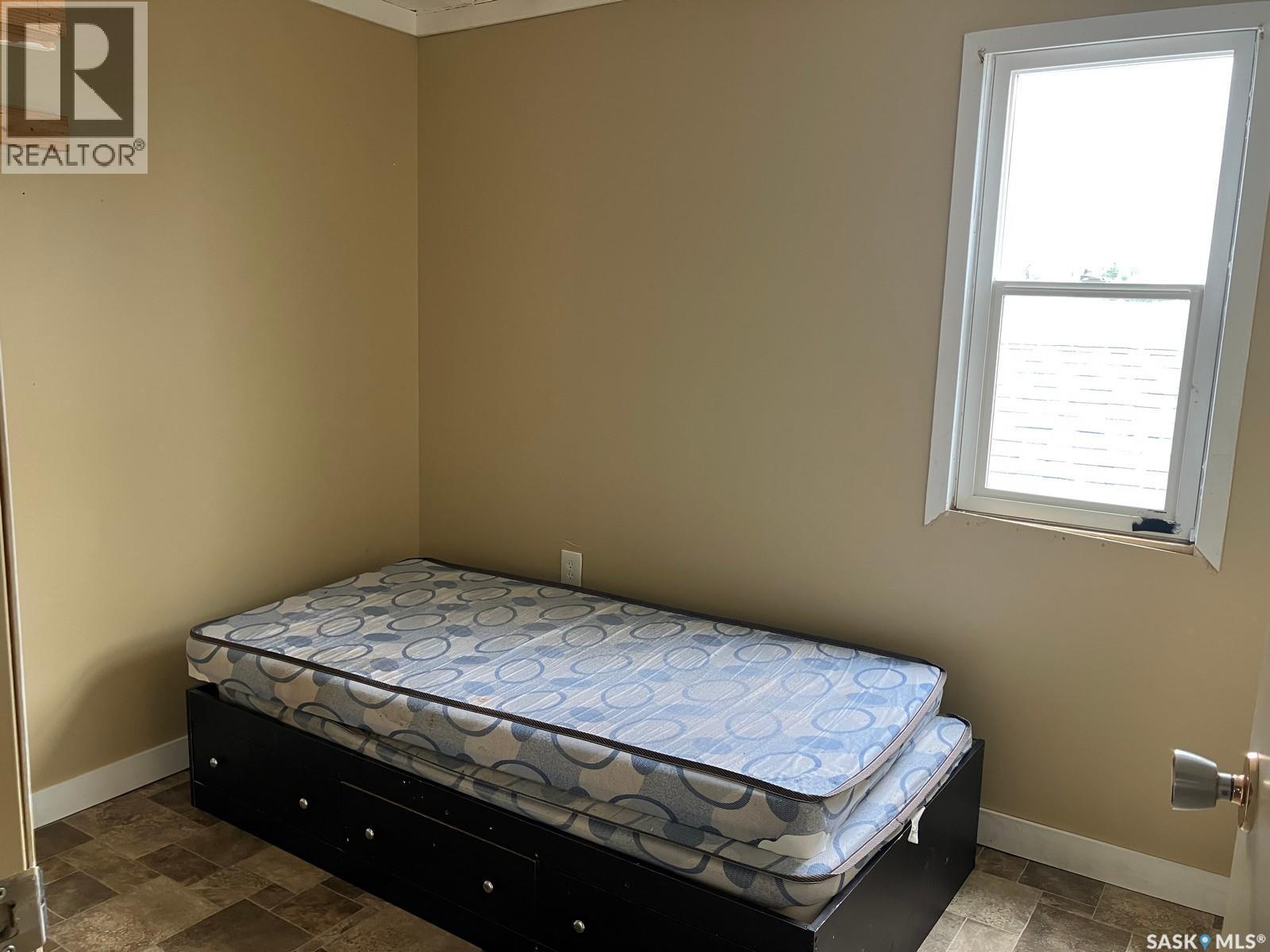 205 1St Avenue W, Nipawin, SK