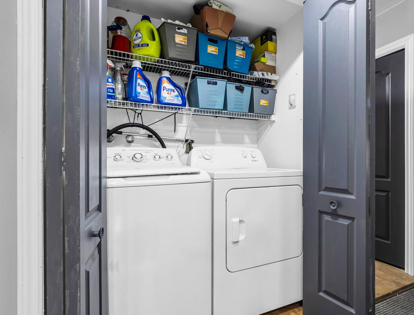 Laundry room - 102-3885 Av. Colomb, Brossard, QC - Indoor Photo Showing Laundry Room