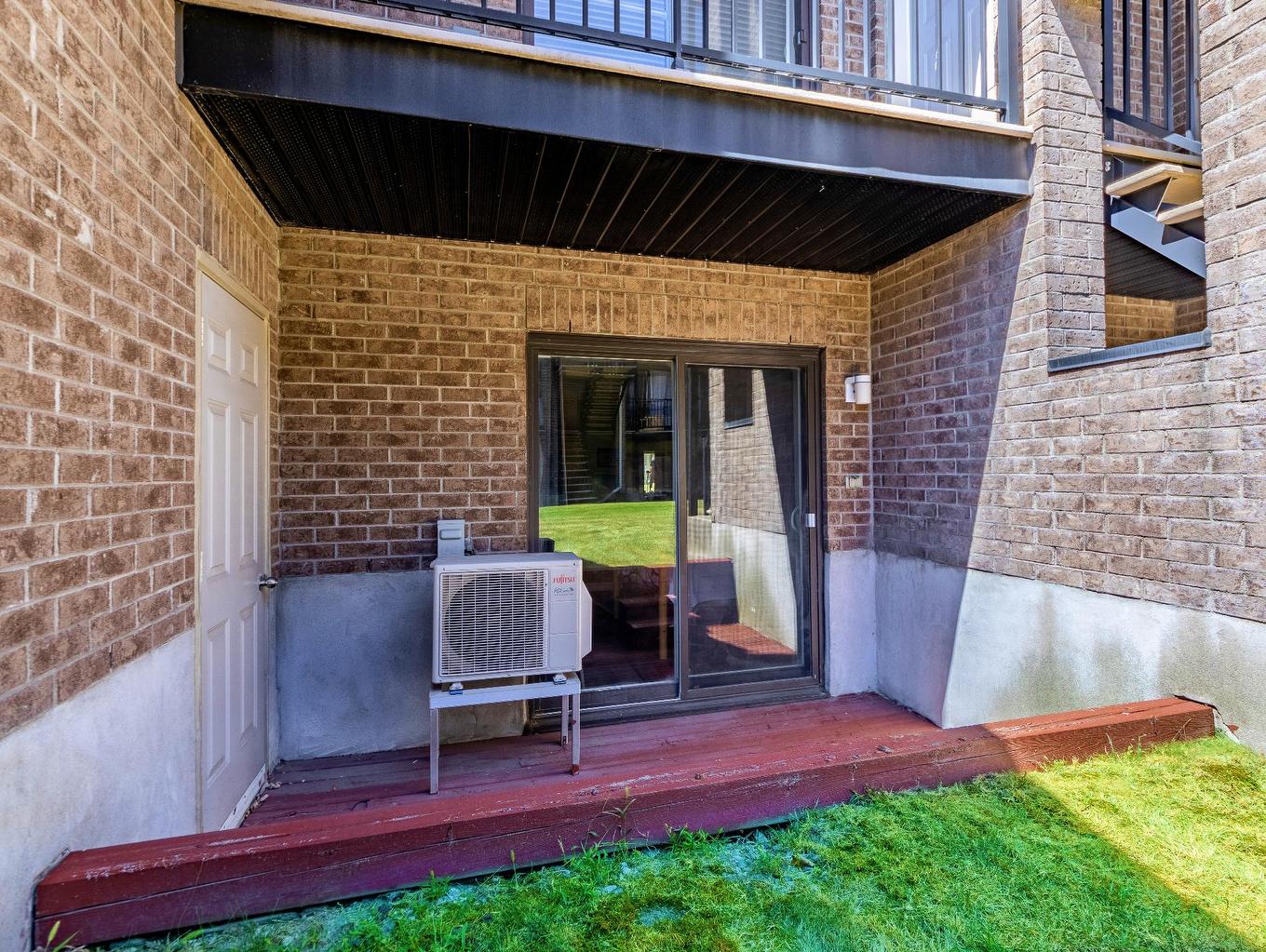 Backyard - 102-3885 Av. Colomb, Brossard, QC - Outdoor With Exterior