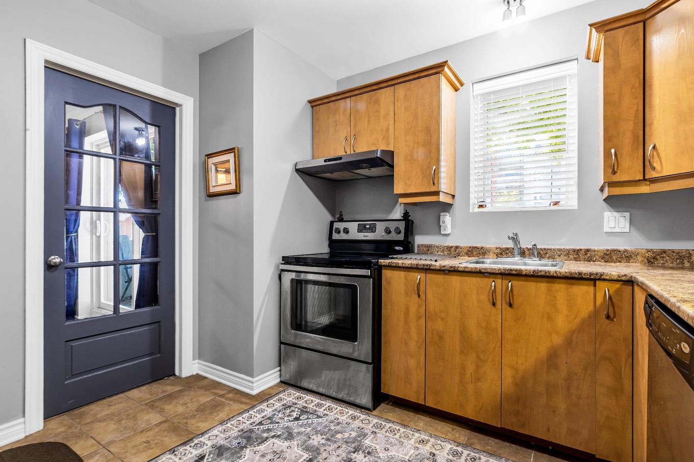 Kitchen - 102-3885 Av. Colomb, Brossard, QC - Indoor Photo Showing Kitchen