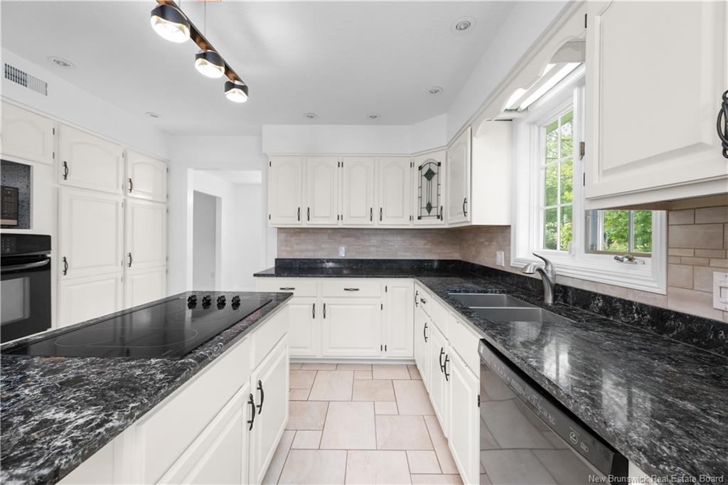 468 Glencairn Dr, Moncton, NB