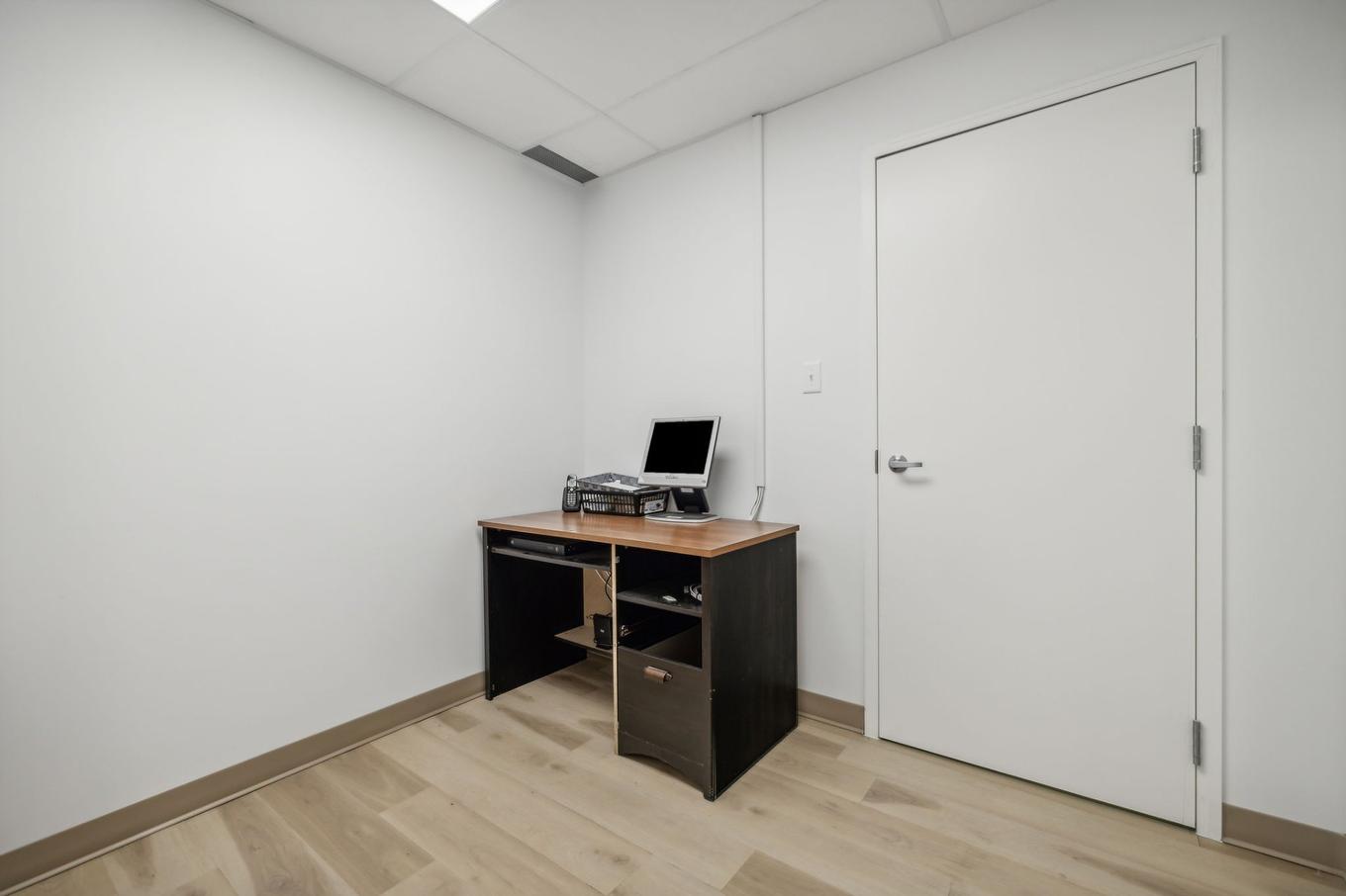 Office - 3-922 Boul. Maloney E., Gatineau (Gatineau), QC