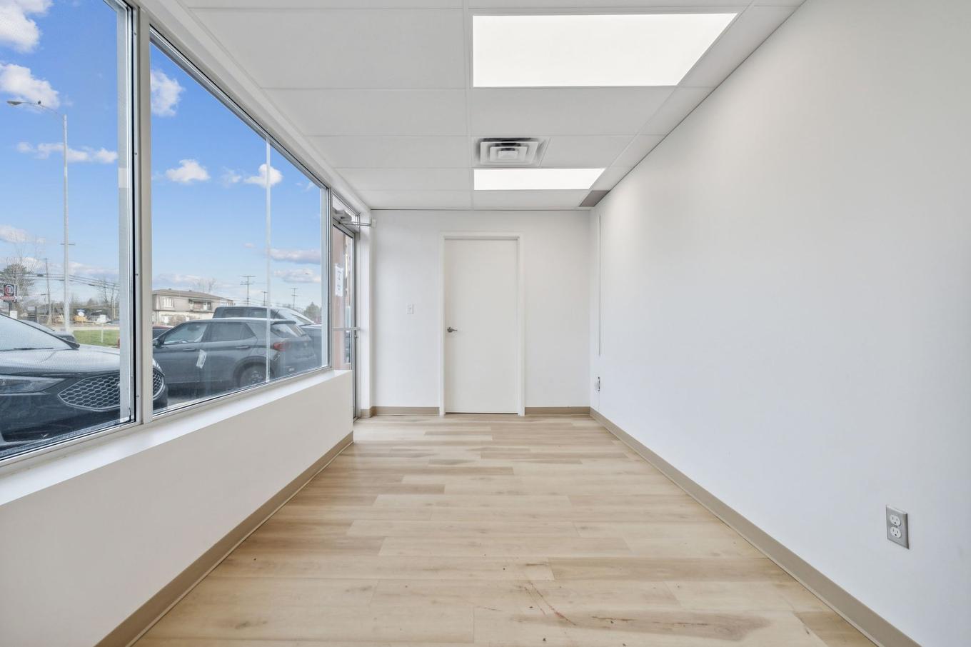 Office - 3-922 Boul. Maloney E., Gatineau (Gatineau), QC