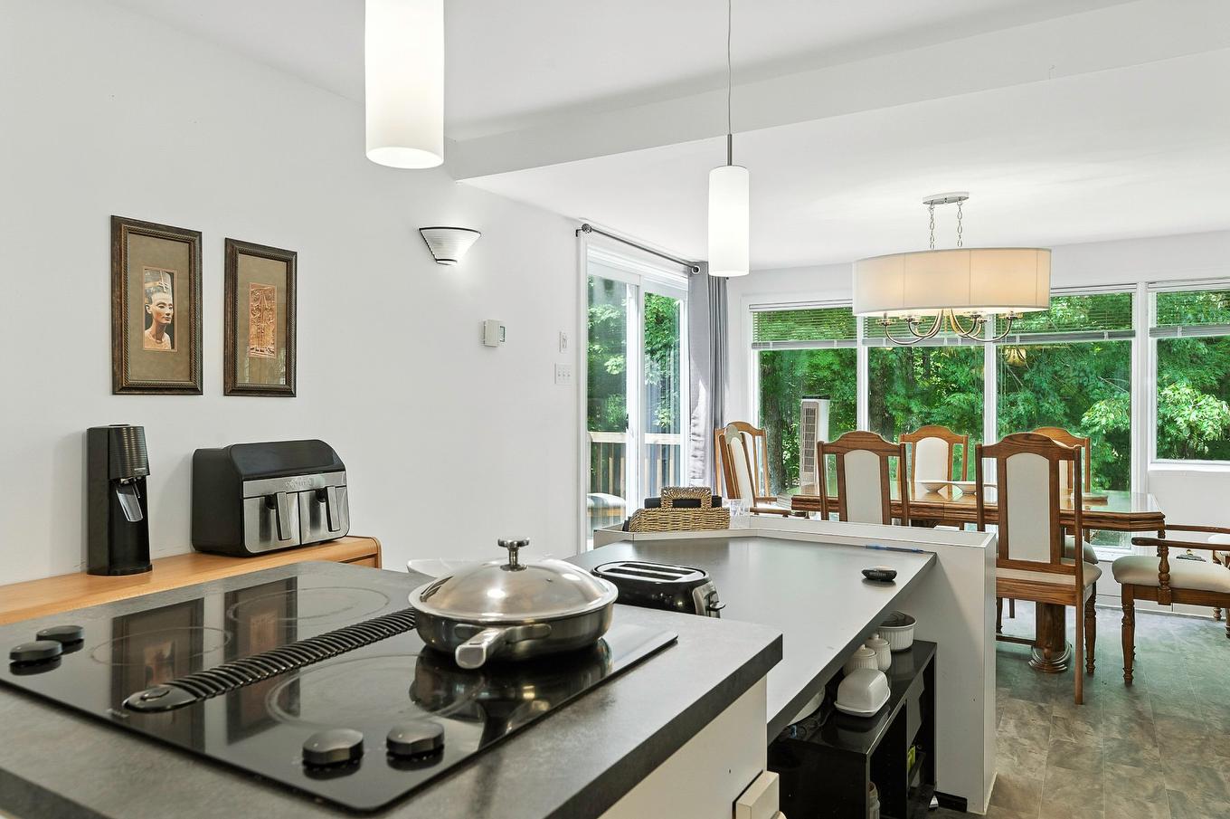 Kitchen - 485Z - 487Z Ch. Du Mont-Loup-Garou, Sainte-Adèle, QC - Indoor