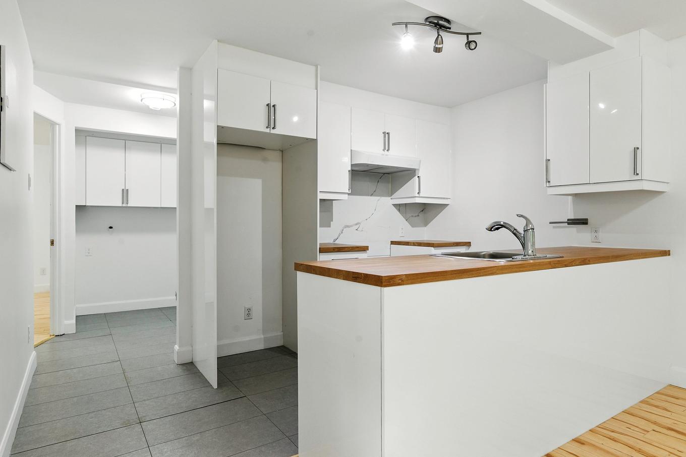 Kitchen - 485Z - 487Z Ch. Du Mont-Loup-Garou, Sainte-Adèle, QC - Indoor Photo Showing Kitchen