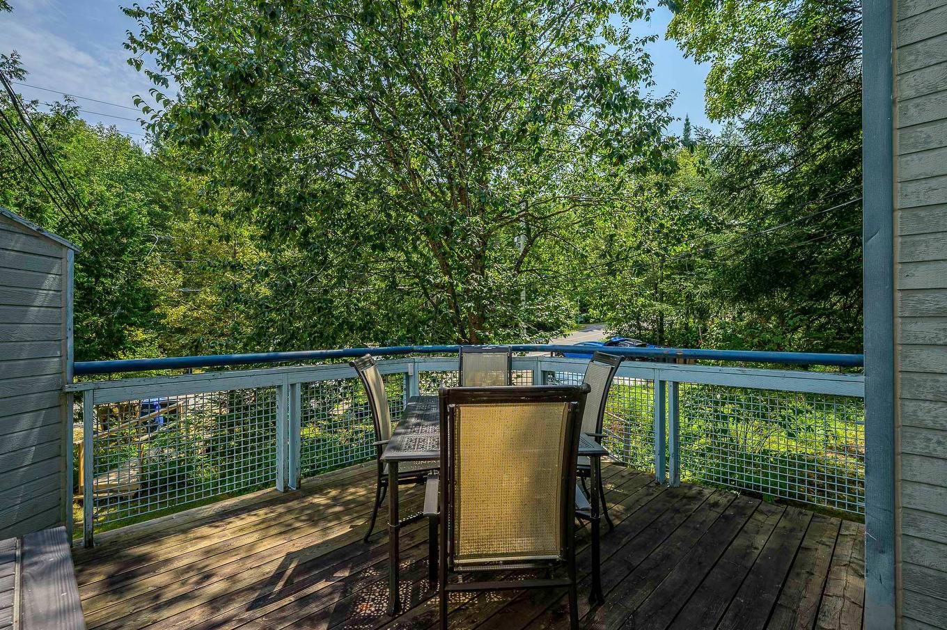 Patio - 485Z - 487Z Ch. Du Mont-Loup-Garou, Sainte-Adèle, QC - Outdoor