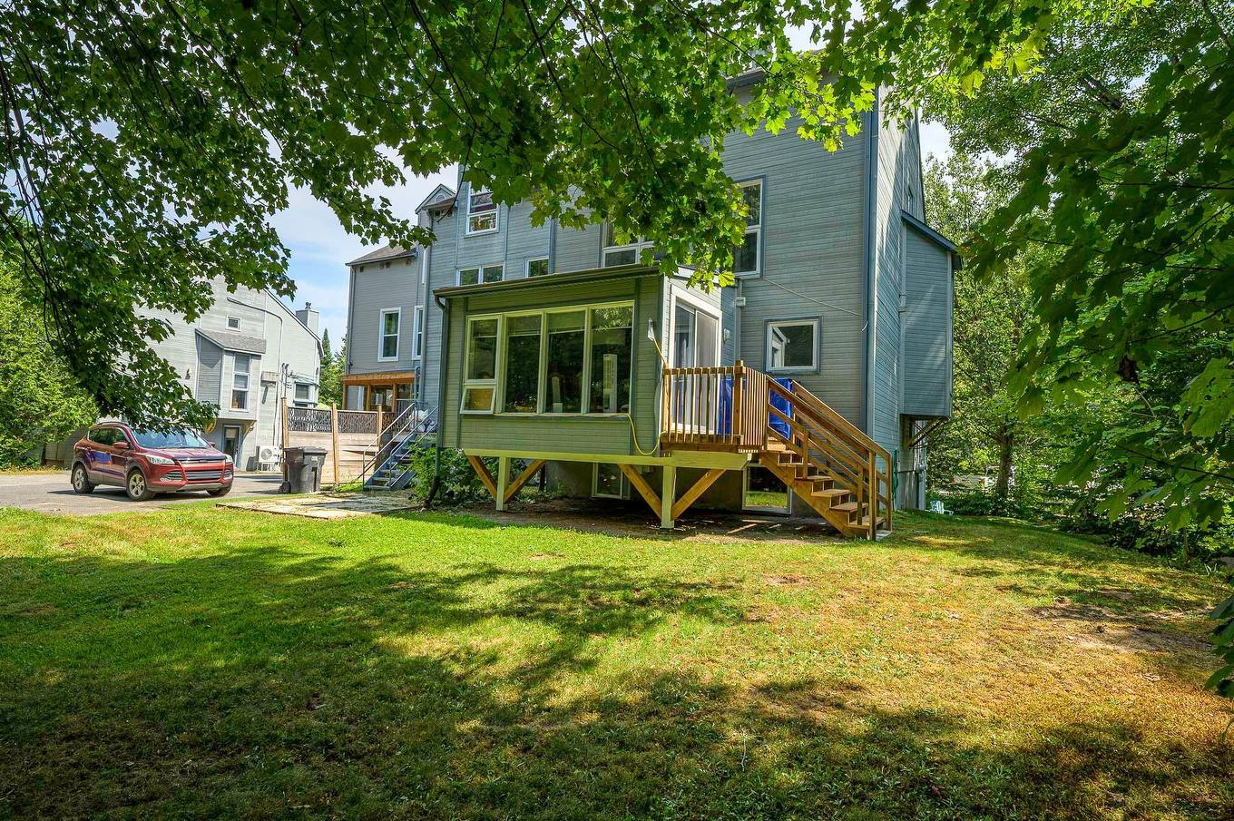 Back facade - 485Z - 487Z Ch. Du Mont-Loup-Garou, Sainte-Adèle, QC - Outdoor