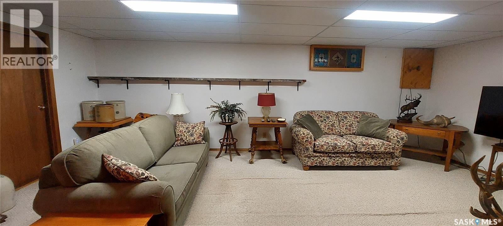 918 Anton Place, Wadena, SK - Indoor Photo Showing Basement
