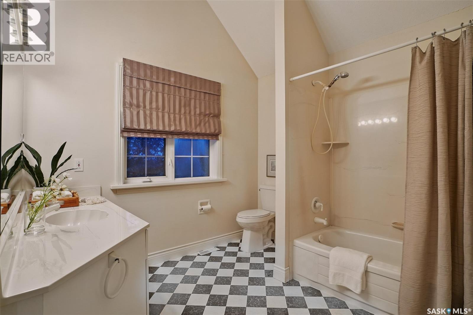 Mackenzie Dyck Acreage, Laird Rm No. 404, SK - Indoor Photo Showing Bathroom