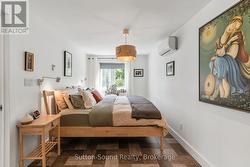 Main floor - Primary Bedroom -