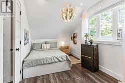 2nd level - Bedroom 2 -