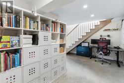 Lower level - Office space -
