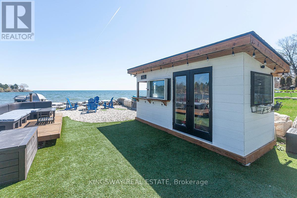 510 Richey Crescent, Mississauga, ON - Outdoor With Body Of Water