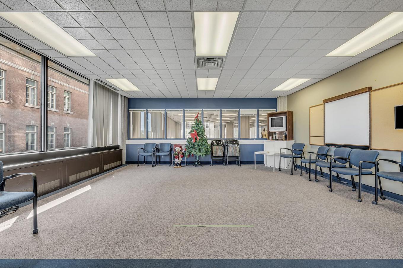 Interior - 700 - 710 Place D'Youville, Québec (La Cité-Limoilou), QC - Indoor Photo Showing Other Room