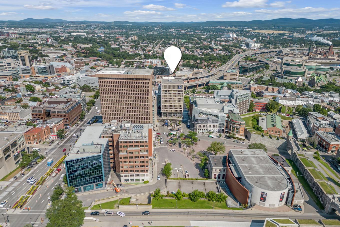 Exterior - 700 - 710 Place D'Youville, Québec (La Cité-Limoilou), QC - Outdoor With View
