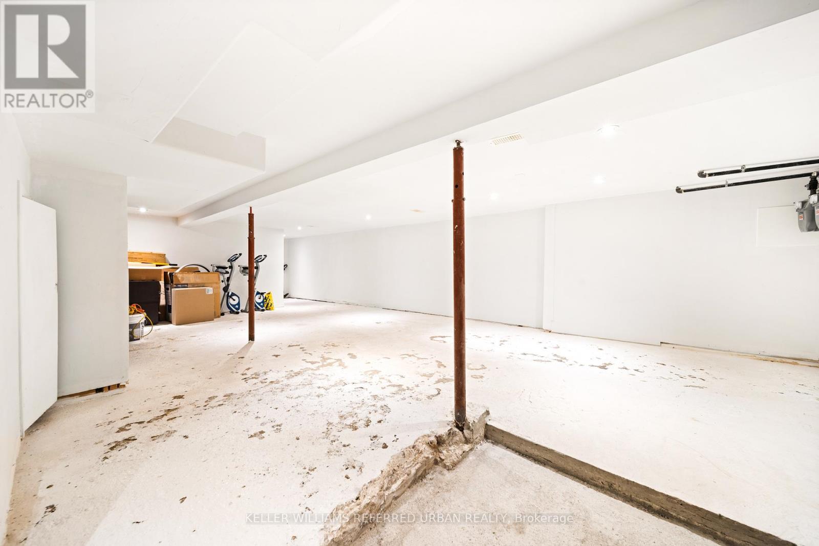 1078 Dovercourt Road, Toronto, ON - Indoor