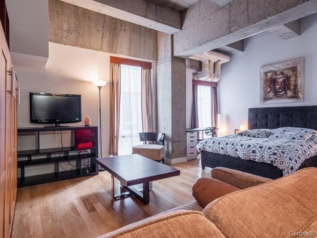 Loft - 419-1200 Rue St-Alexandre, Montréal (Ville-Marie), QC - Indoor Photo Showing Other Room