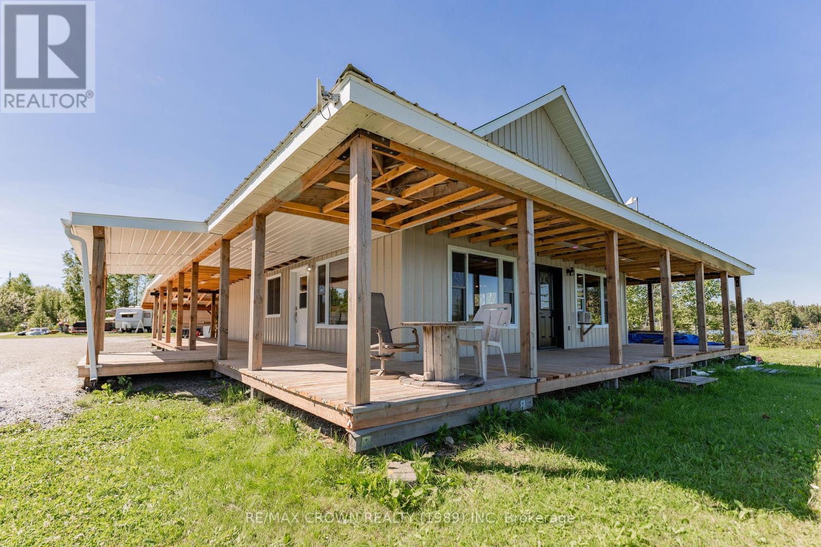 24 Shallow Lake Road W, Mattice-Val Cote, ON - Outdoor With Deck Patio Veranda