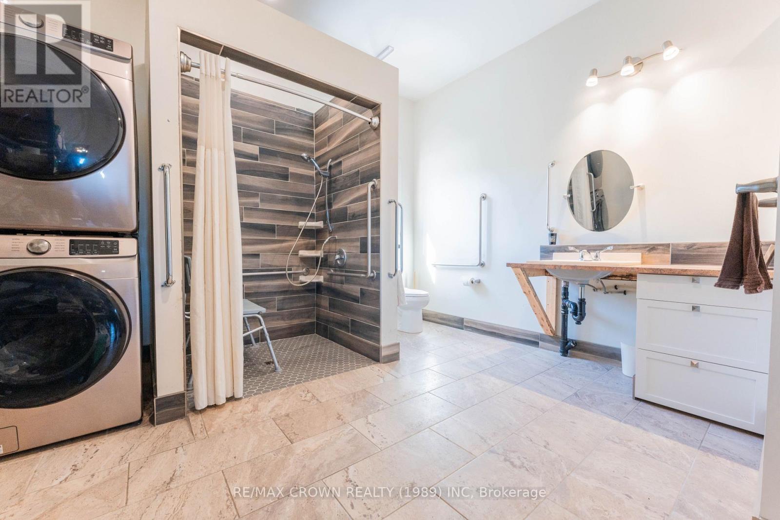 24 Shallow Lake Road W, Mattice-Val Cote, ON - Indoor Photo Showing Laundry Room