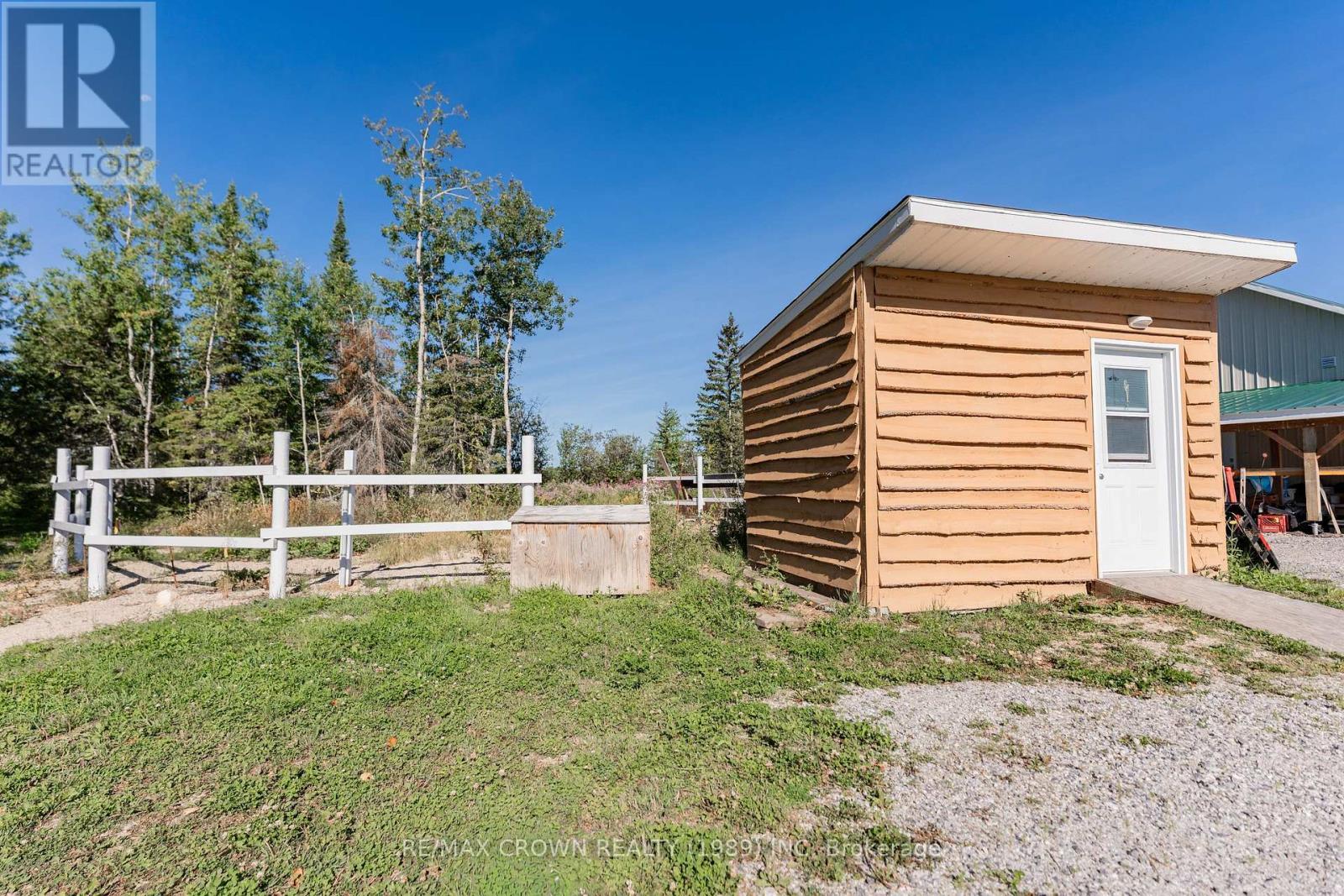 24 Shallow Lake Road W, Mattice-Val Cote, ON - Outdoor