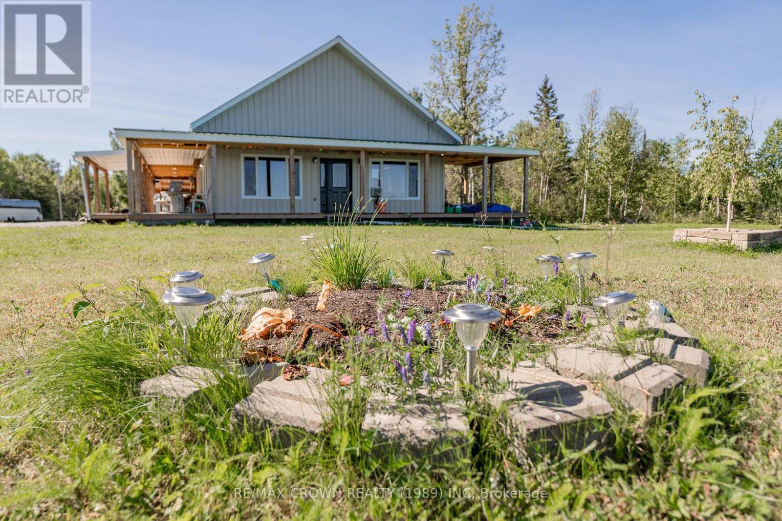 24 Shallow Lake Road W, Mattice-Val Cote, ON - Outdoor
