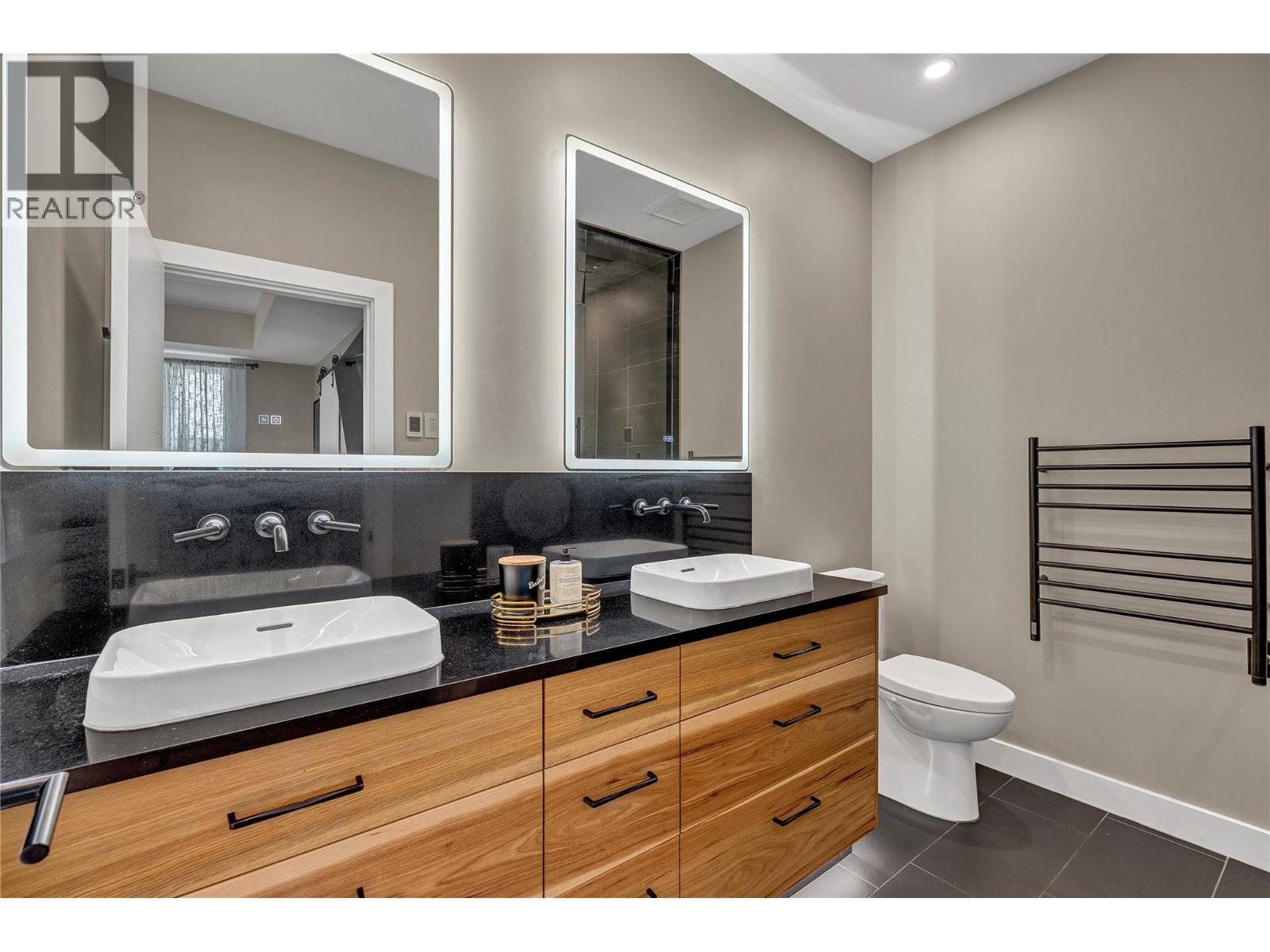 1695 Treffry Place, Summerland, BC - Indoor Photo Showing Bathroom