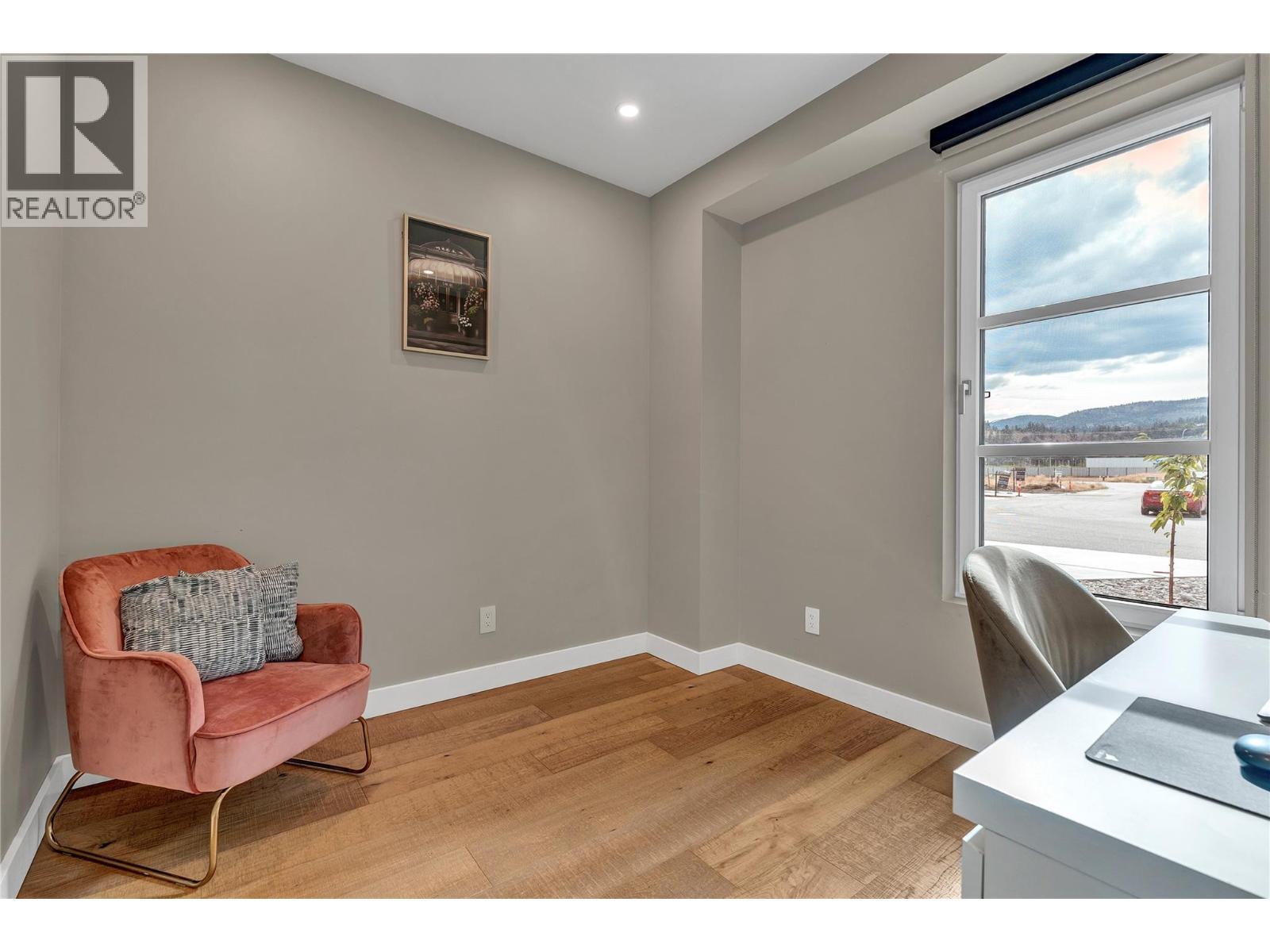 1695 Treffry Place, Summerland, BC - Indoor