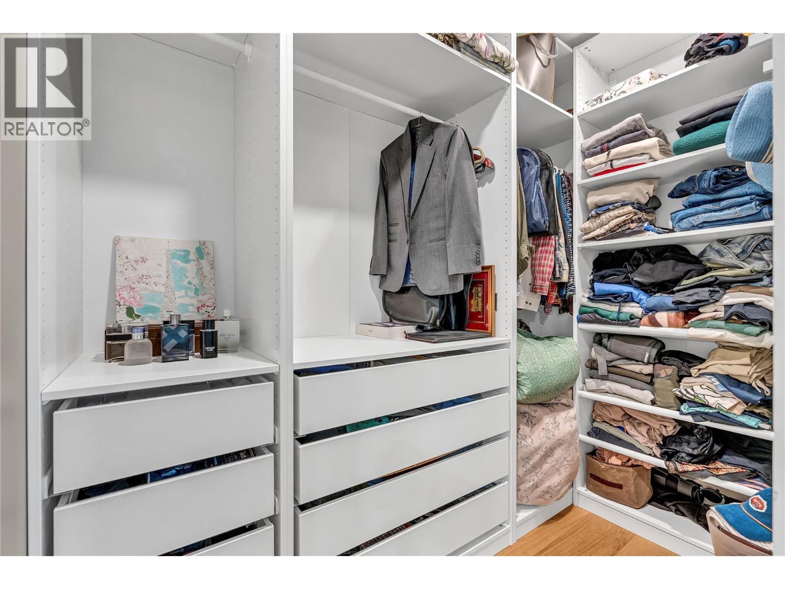 1695 Treffry Place, Summerland, BC - Indoor With Storage