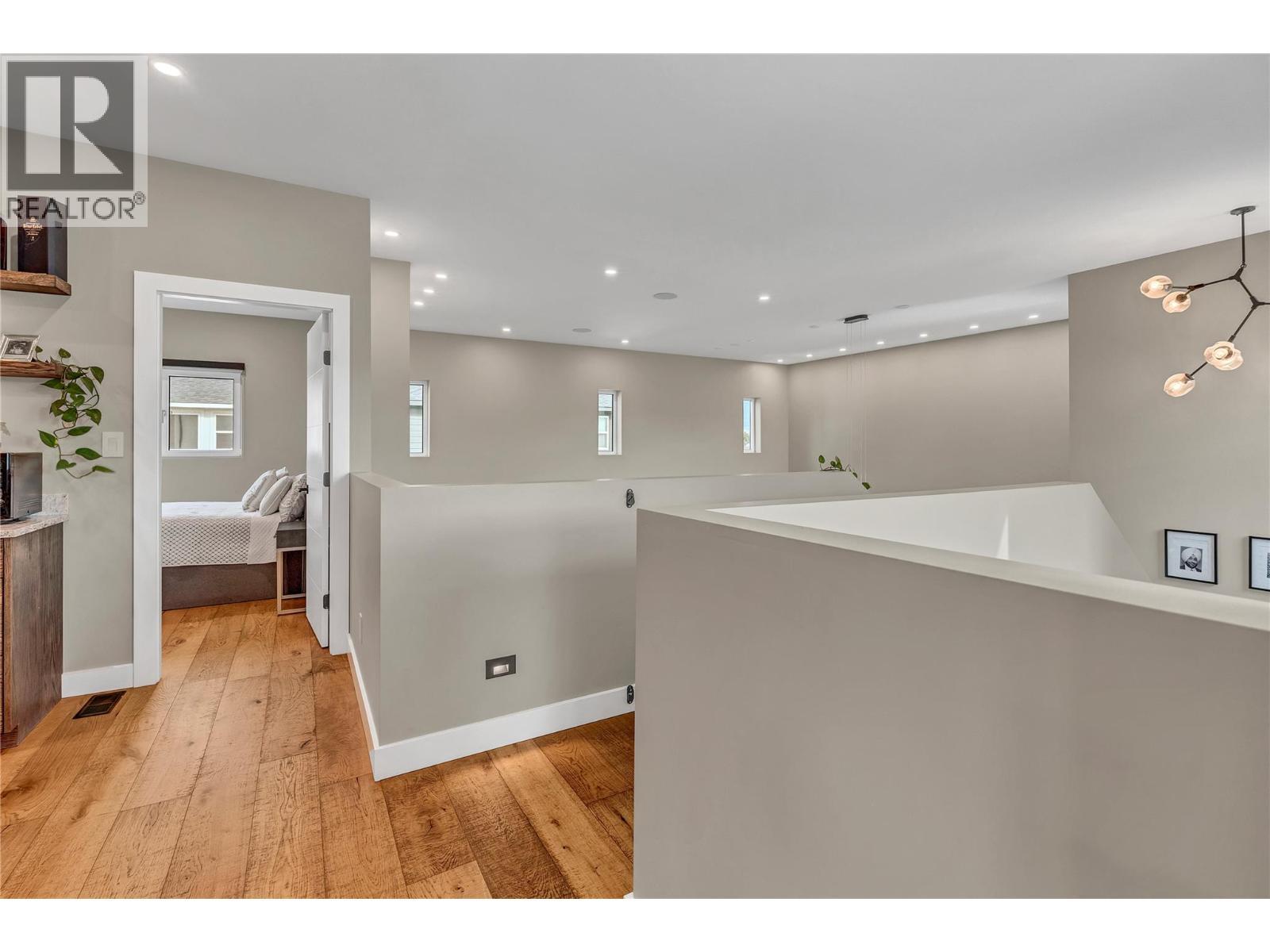 1695 Treffry Place, Summerland, BC - Indoor