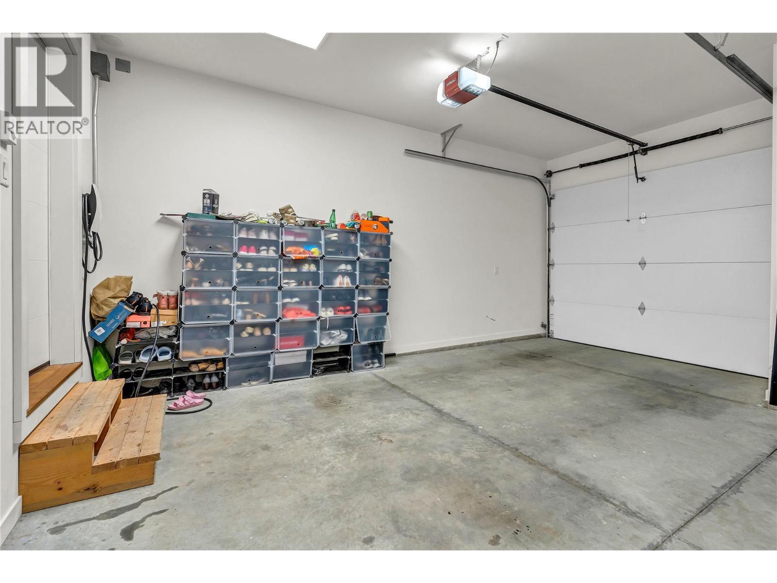 1695 Treffry Place, Summerland, BC - Indoor Photo Showing Garage