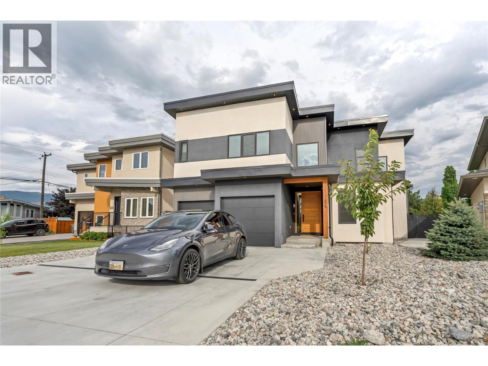1695 Treffry Place, Summerland, BC - Outdoor With Facade