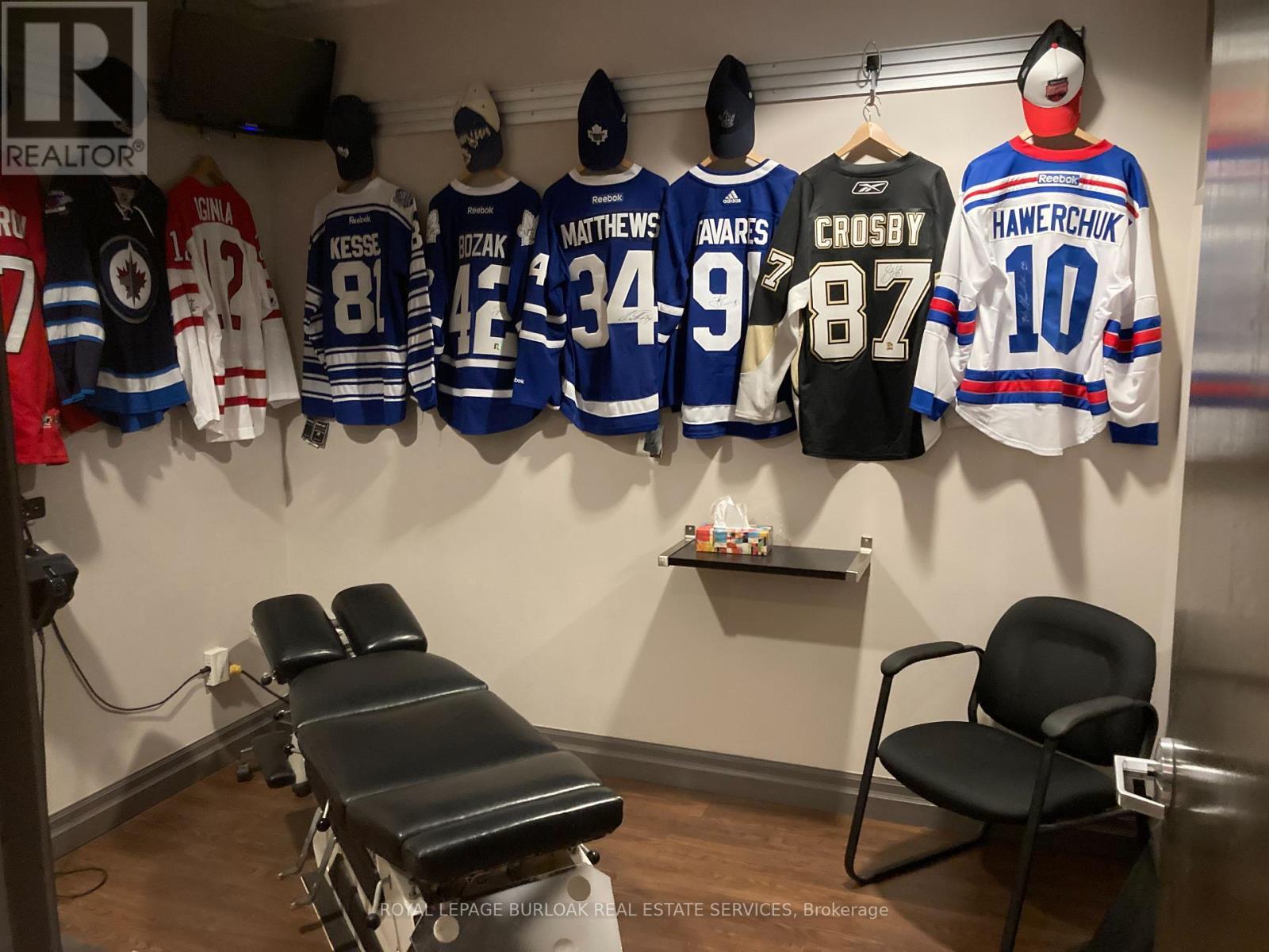 1066 Brant Street, Burlington, ON