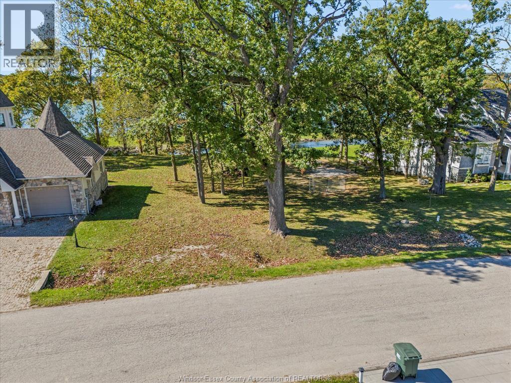 290 Crystal Bay Drive, Amherstburg, ON
