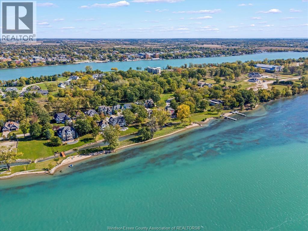 290 Crystal Bay Drive, Amherstburg, ON