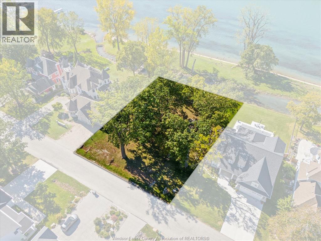 290 Crystal Bay Drive, Amherstburg, ON