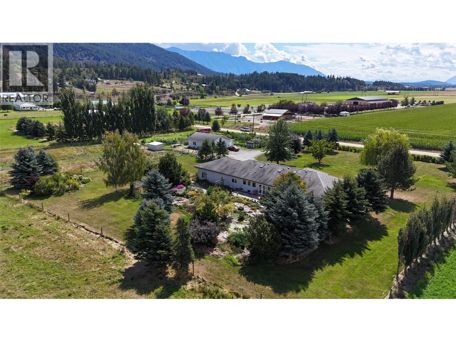 710 Indian Road, Creston, BC - Outdoor With View